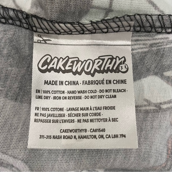 CAKEWORTHY Disney Tim Burton's The Nightmare Before Christmas Tee Size Small - Picture 3 of 15